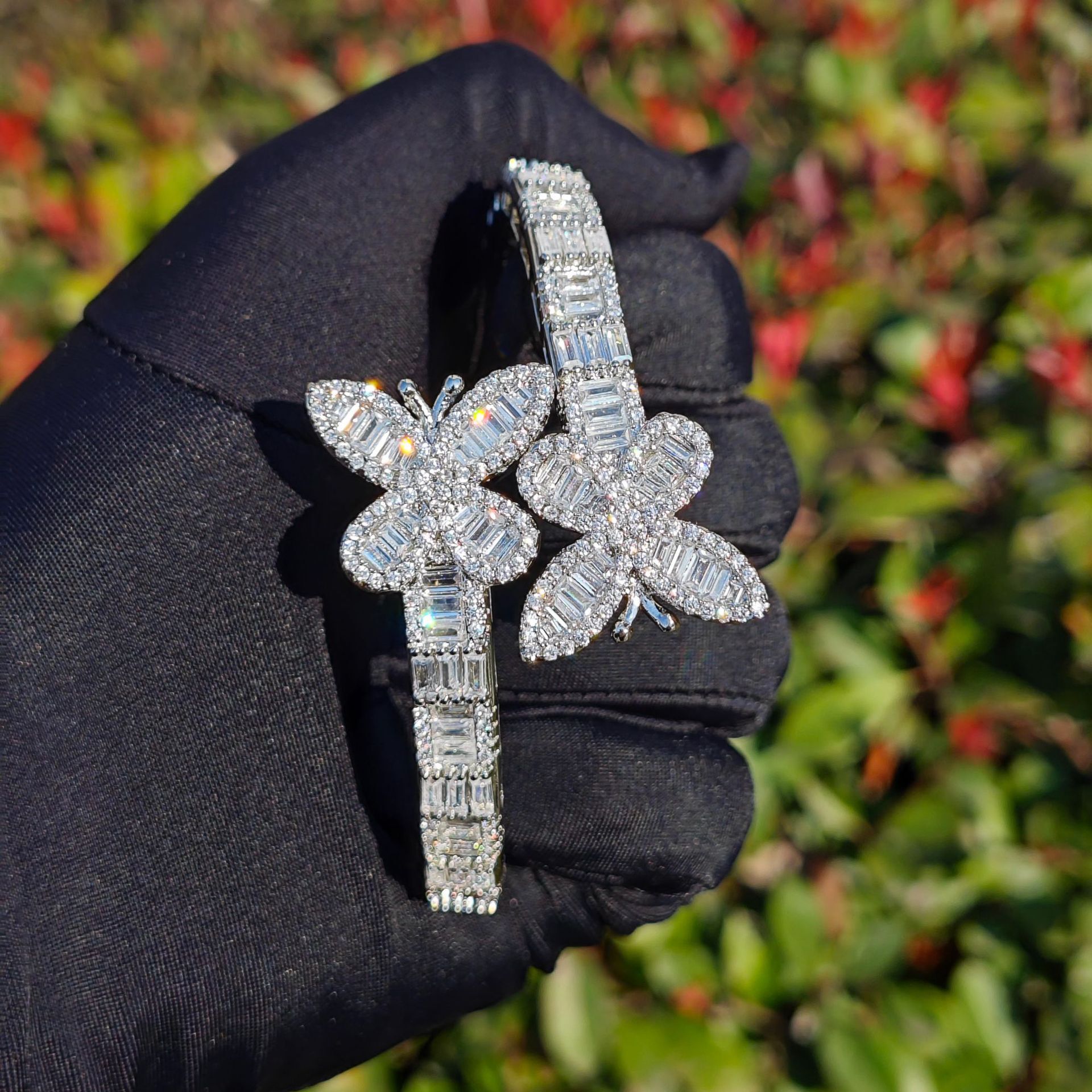 New Trendy Iced Out Gold Silver Giant Butterfly Bracelet Unisex Hip Hop Moissanite Full Bling Open Cuff Pass the Diamond Tester