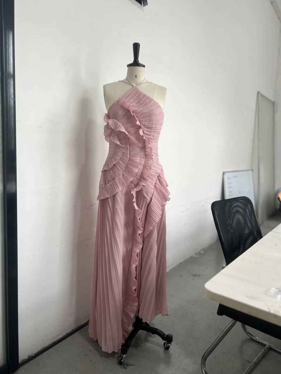 Elegant Neck Strap Ruffles Evening Gown Solid Folds A Line Lace Up Backless Sexy Dress 2025 New Party Vacation Y2k Robe