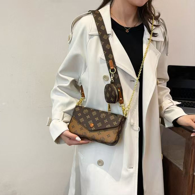 Designer Bags ALL IN ONE BAGS Fashion Shoulder Bags Underarm Bags Women's Bags Luxury Chain Leather Bags Hundreds Luxury Printed Leather 77