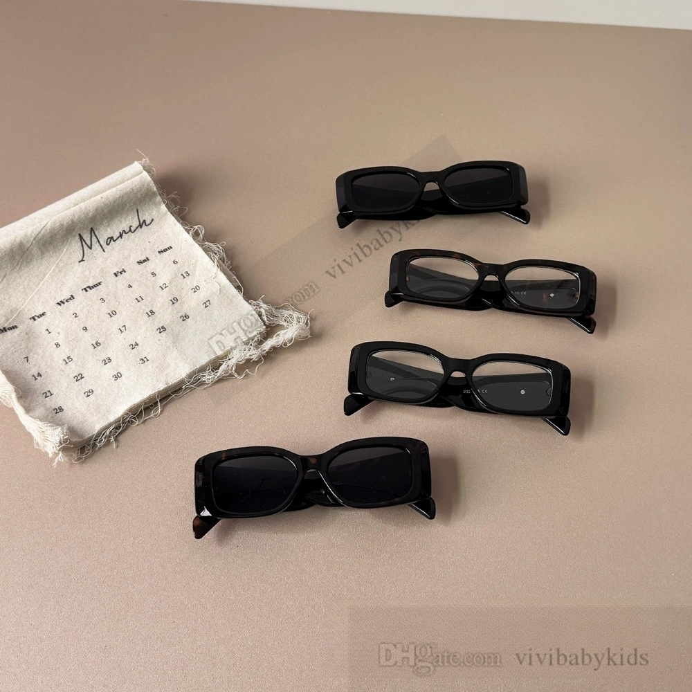 Lady style Kids INS girls leopard metal letter square frame sunglasses summer children Uv 400 goggles beach sunblock shade S1698 Z260305