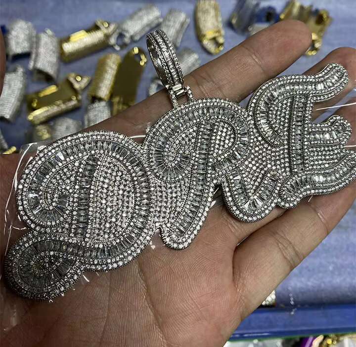 Iced Out Custom Moissanite Pendant Hip Hop VVS Diamond 925 Sterling Silver Men Chain with Fashion Round Letter Name Jewelry