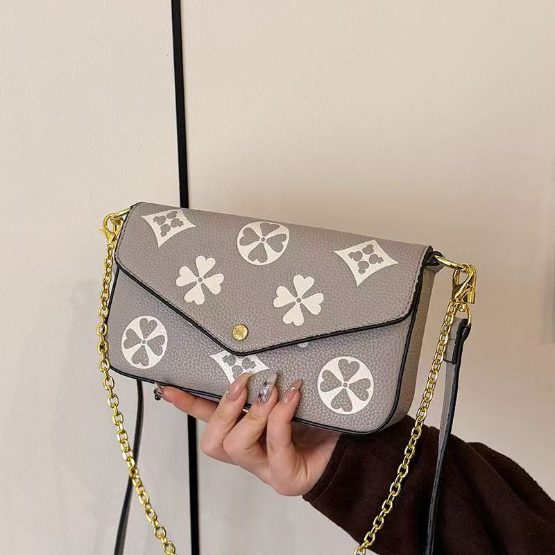 Designer Bags Fashion Shoulder Bags Underarm Bags Women's Bags Luxury Chain Leather Bags Hundreds Luxury Printed Leather Embossed Old Flower Bags