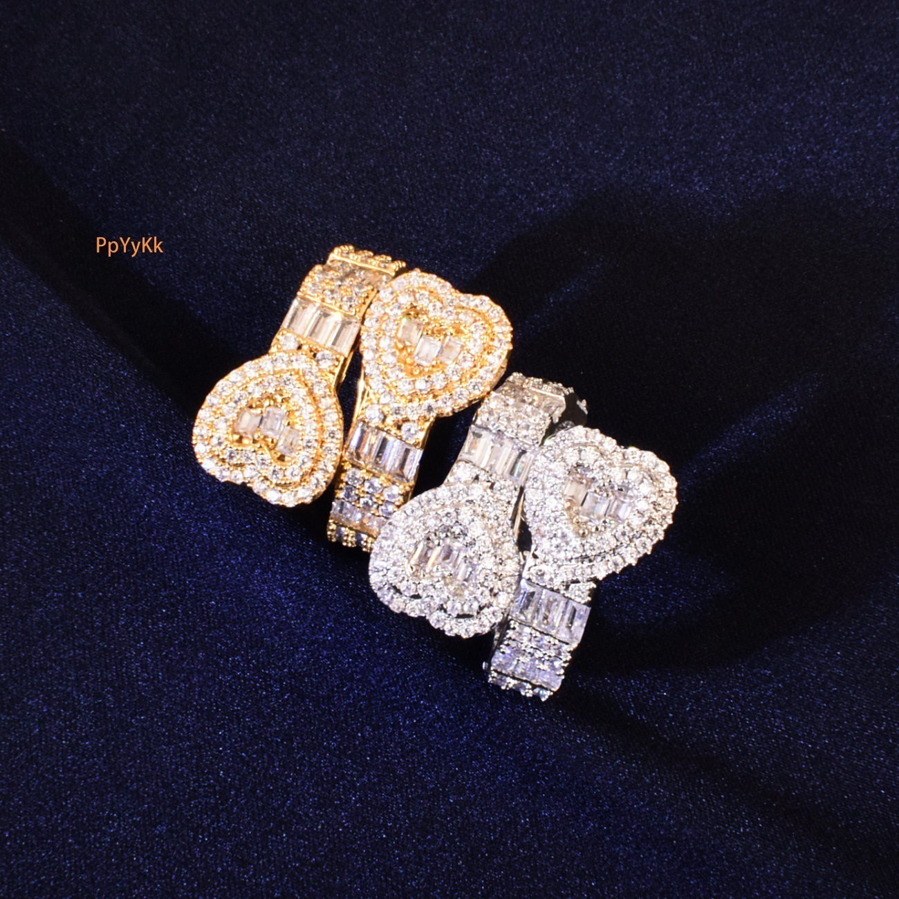 Trendy Iced Out Heart Hip Hop Ring Edgy Personalized Statement New Release Couple VVS Moissanite Jewelry Passes the Diamond Tester