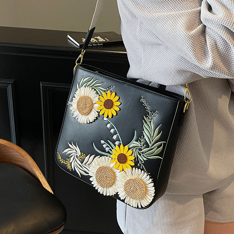 trend Embroidered Sunflower Countryside trend Style Bucket Bag Fashion Multi functional Crossbody Bag Designer Bag Women s Handbag