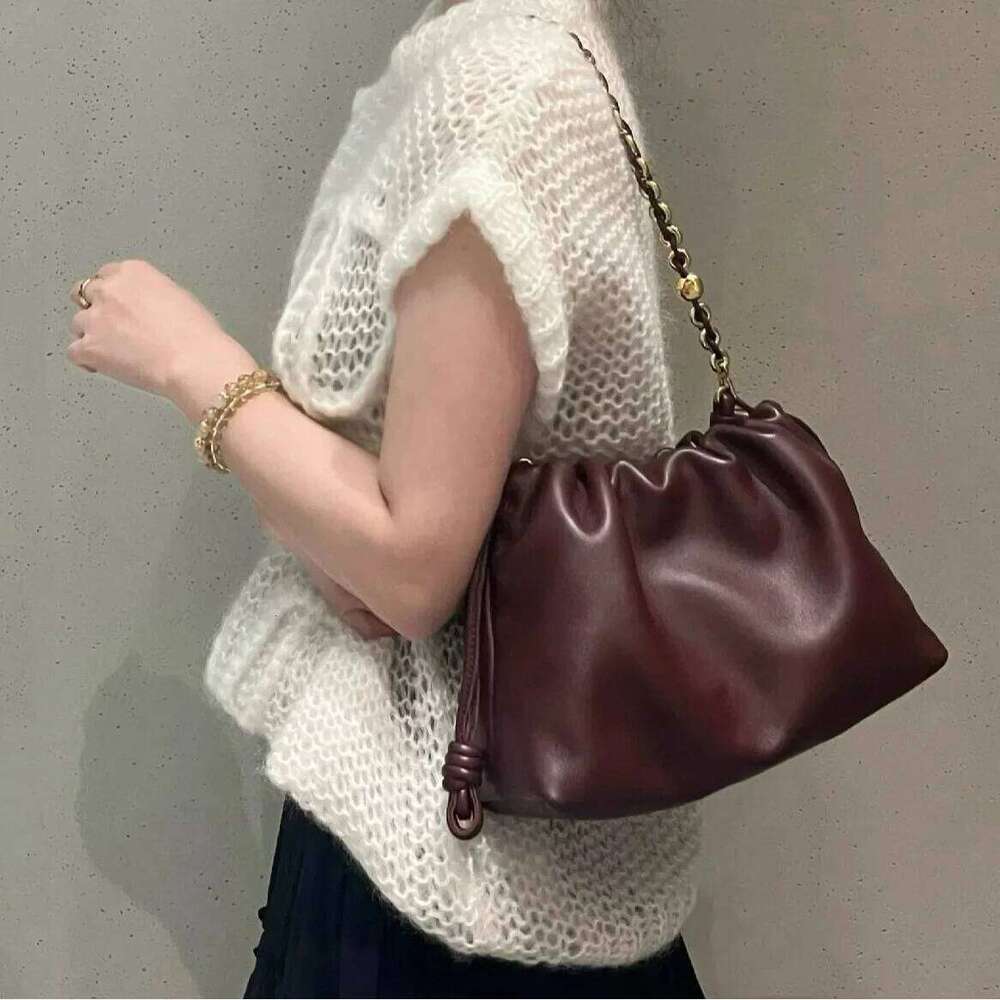 Designer Bag Luxury Bag Rojia Yang Power Same Style Flamencocow Leather Jufu Women's 2024 New Chinese Puzzle Drawstring Cloud Bag Shoulder