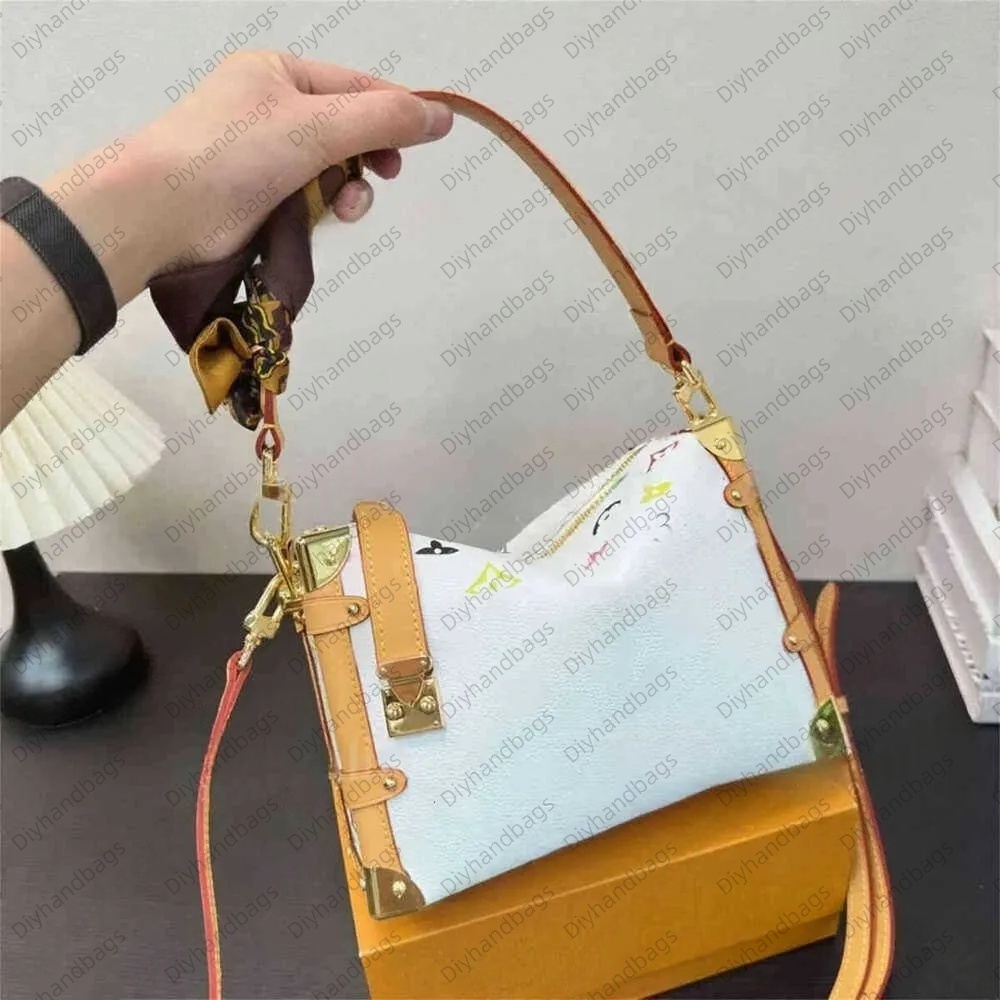 Fashion Colorful Flower Travel Bag Women Luxurys Cosmetic Designers Nano Pillow Bags Leather Totes Handbag Croissant Wallets Bag Purse Messenger Bag