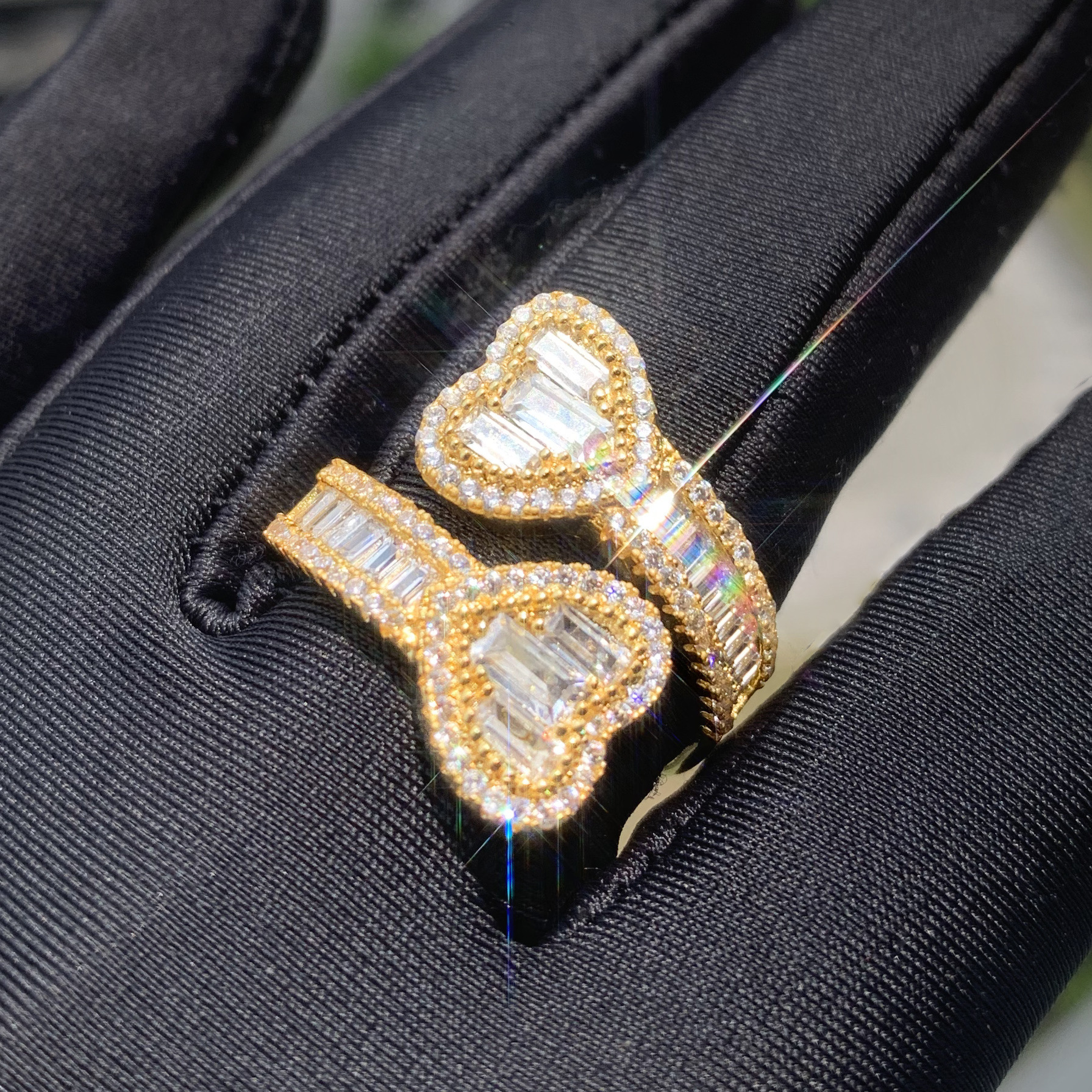 High-Quality VVS Moissanite Iced Out Heart Open Ring Unisex Hip Hop Edgy Trendy Bling Versatile Jewelry Passes the Diamond Tester