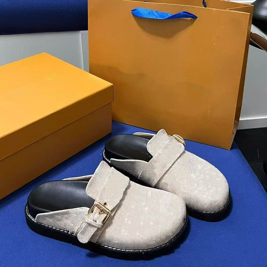 Designer Shoes Letters Slippers Sandals Slippers Women's Outer Wear Summer New Thick Bottom Out One Foot Stirrup Baotou Half Slippers