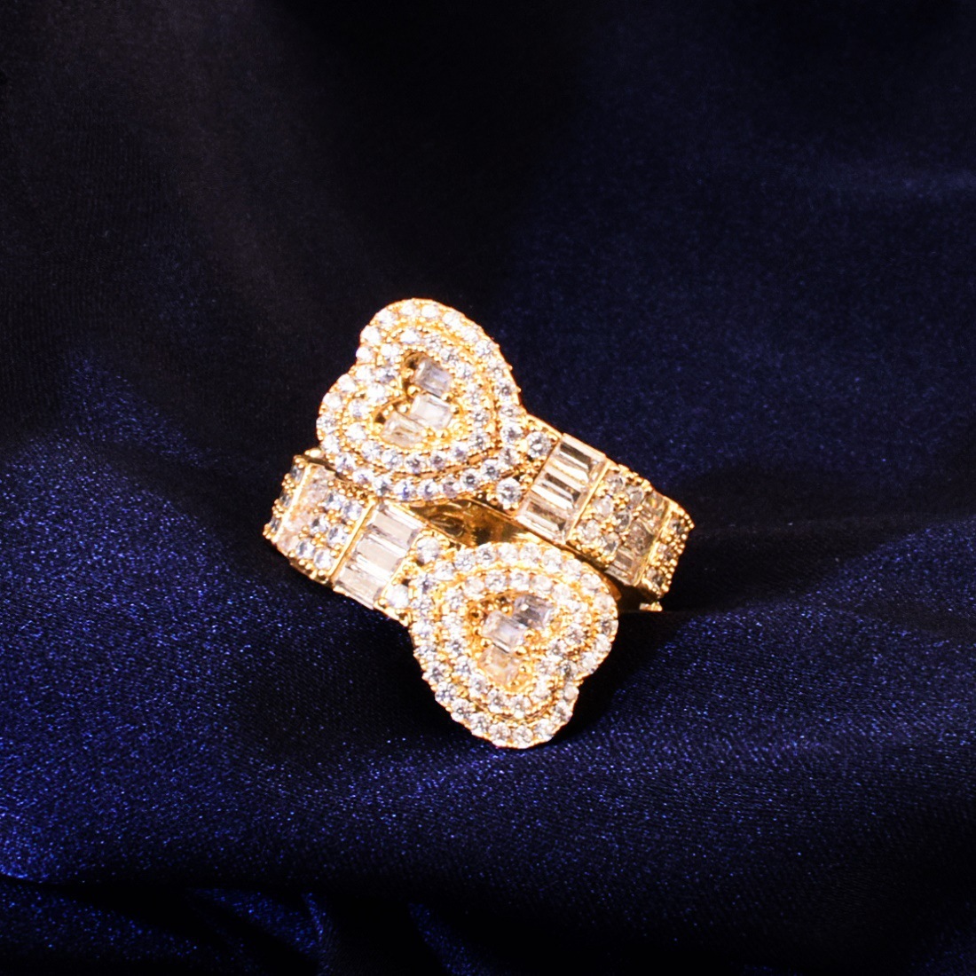 Trendy Iced Out Heart Hip Hop Ring Edgy Personalized Statement New Release Couple VVS Moissanite Jewelry Passes the Diamond Tester