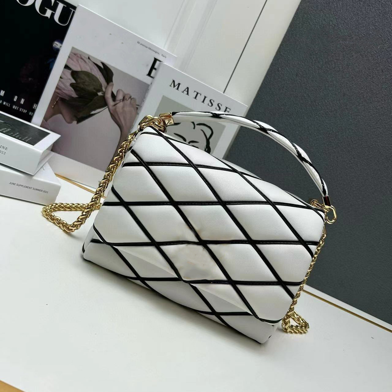 TOP Go-14 MM Check Flip Bag Twist MM Designer Handbag Shoulder Chain Bag Women Check Luxury Totes Bags Plaid Purse Golden Double Letters V Decoration Purse