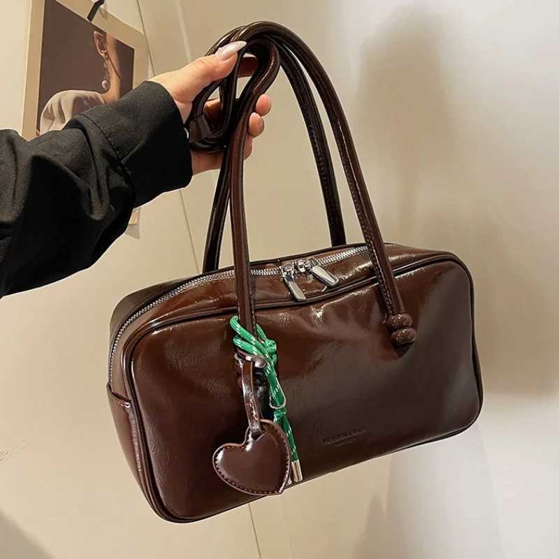 Vintage Wen Business Shoulder Bags Simple Ladies Cute Tote Bag Pu Leather Fem Underarm Bag Large Capacity Handbags Purse Y250718