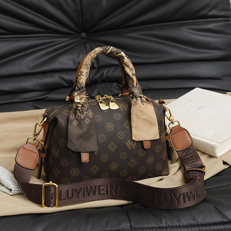 High-end Sense for Women 2025 New Large Capacity Elegant Handbag Versatile Fashion Single Shoulder Crossbody Bag
