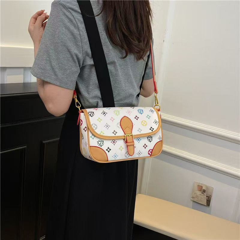 Designer bag, luxury bag, shoulder bag, crossbody bag, women's fashionable mini bag, high-quality baguette bag Brown bag Sancai