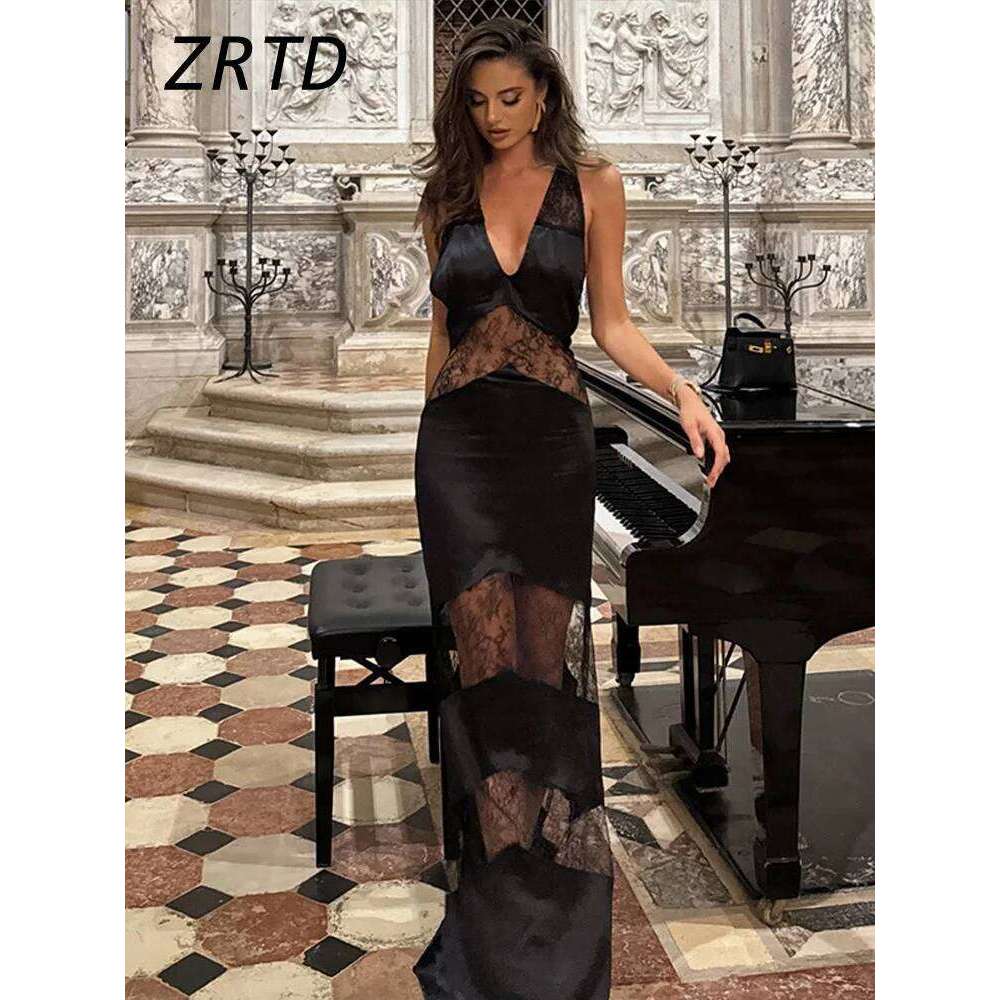 Designer Clothing 2025 Elegant Lace Spliced Halter Long Dress Women Sexy Backless See Through Female Party Dresses 2025 Summer Lady Chic Evening Gowns