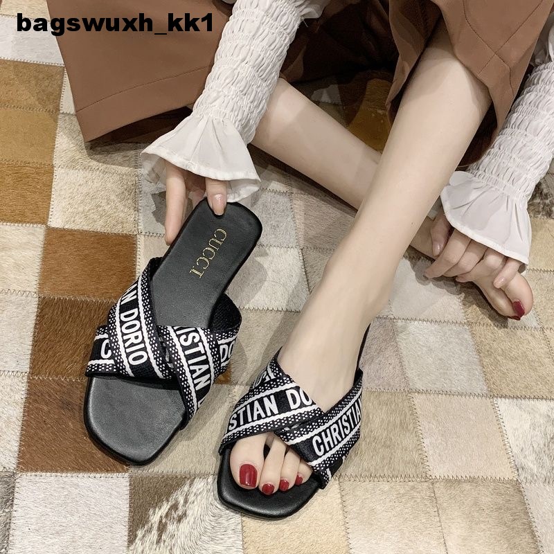 Sandals summer classic canvas slippers beach shoes designer shoes quality lightweight breathable fashion beach vacation home flat slippers US35-42 004