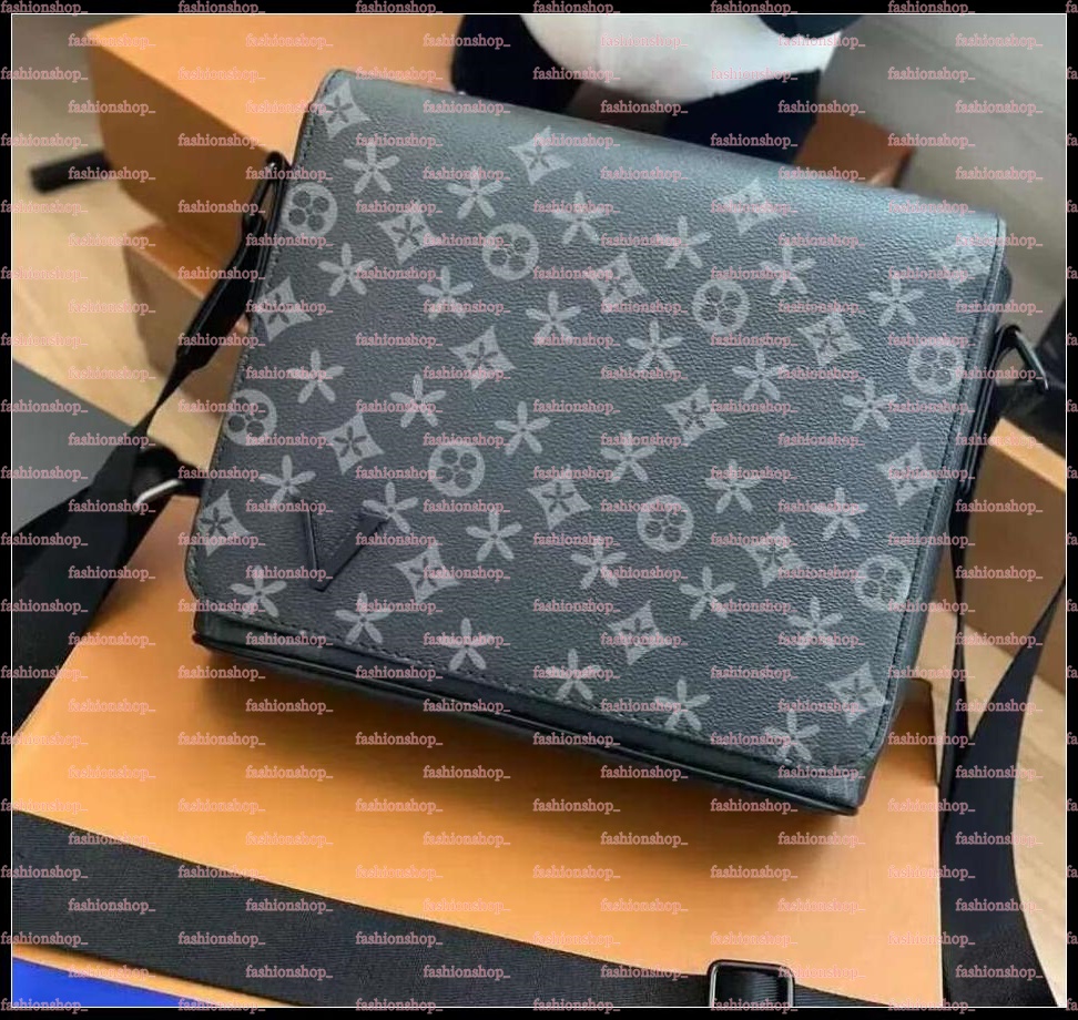 disgner bag luxury District Mens Shoulder PU leather Designers Messenger Bag Famous Trip Postman Classic Handbag Briefcase Crossbody Bags