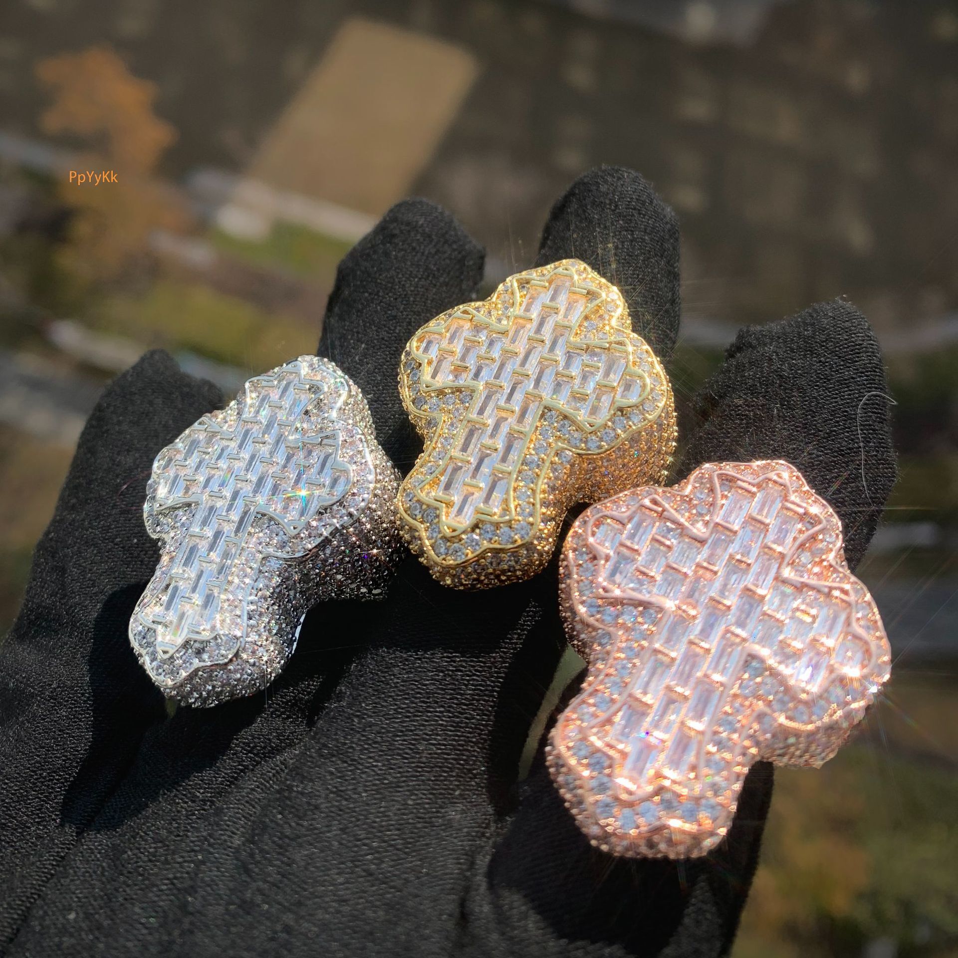 New Release Luxury VVS Moissanite Iced Out Hip Hop Cross Ring Edgy Trendy Branded Couple Jewelry Passes the Diamond Tester