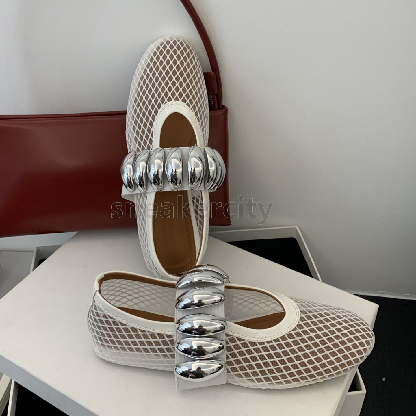 mesh hollow flat sandals famous designer women sandal female metal buckle fashion ballet round head breathable non-slip low heels sandale