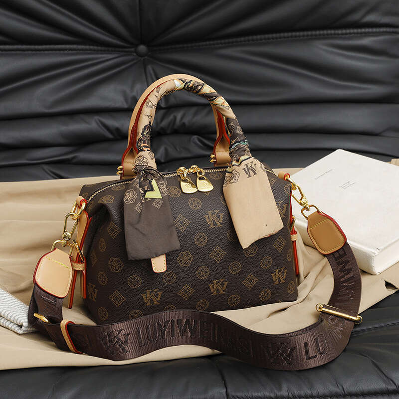 High-end Sense for Women 2025 New Large Capacity Elegant Handbag Versatile Fashion Single Shoulder Crossbody Bag