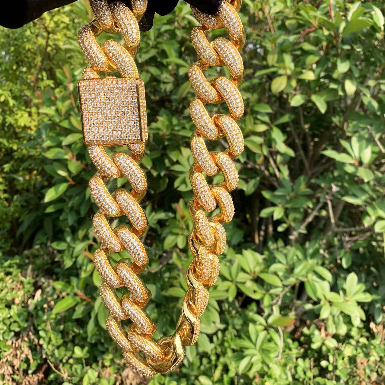 36mm Luxury VVS Moissanite Iced Out Miami Cuban Link Chain Hip Hop Bold Men's Rap Statement Necklace Passes the Diamond Tester