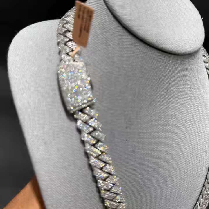 High Quality VVS Iced Cuban Link Chain Stunning Frill Moissanite Diamond for Luxury Wedding Party Gift Engagement Anniversary