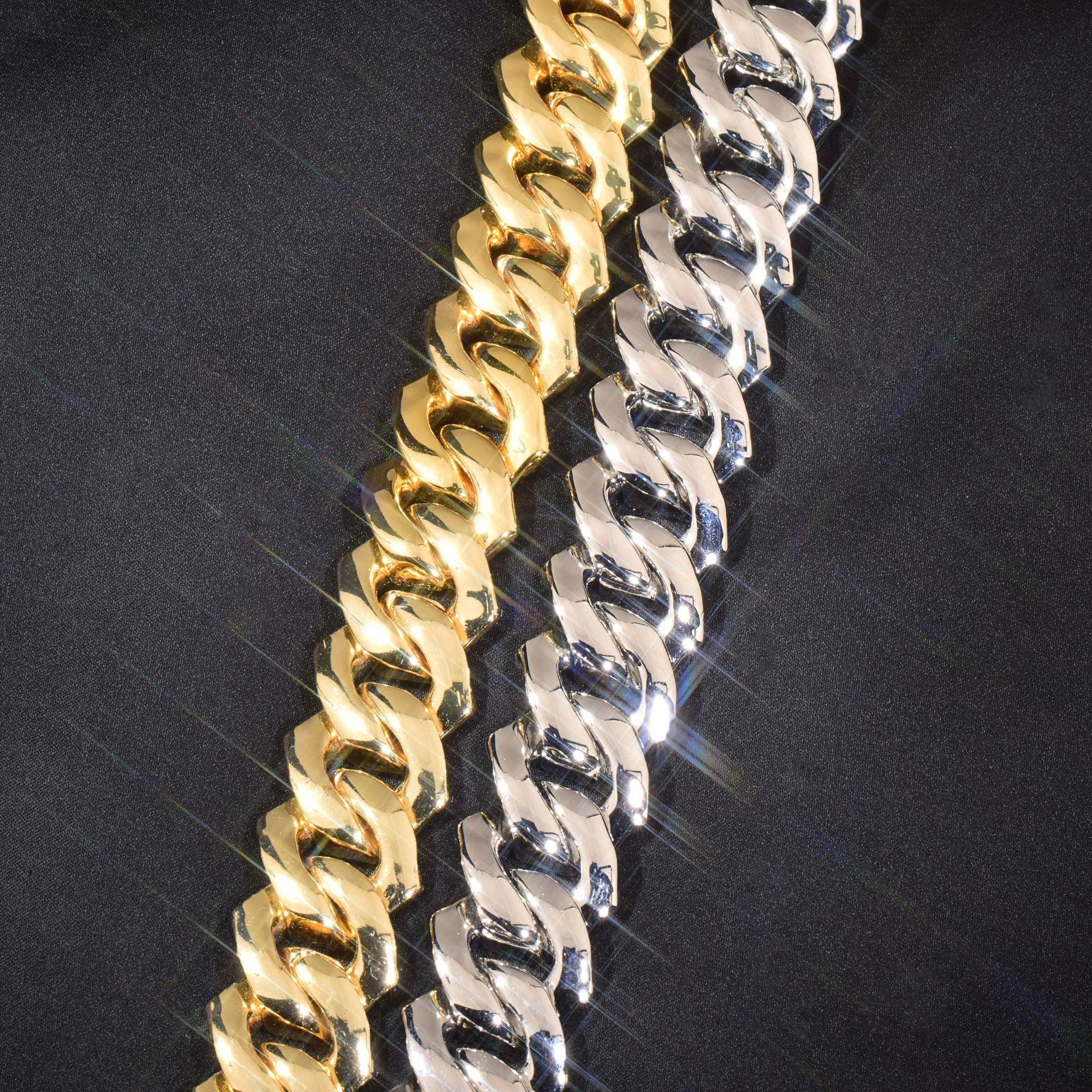Luxury Gold Plated VVS Moissanite Iced Out Hip Hop Rhombus Cuban Chain Men's Versatile Edgy Bling Necklace Passes the Diamond Tester