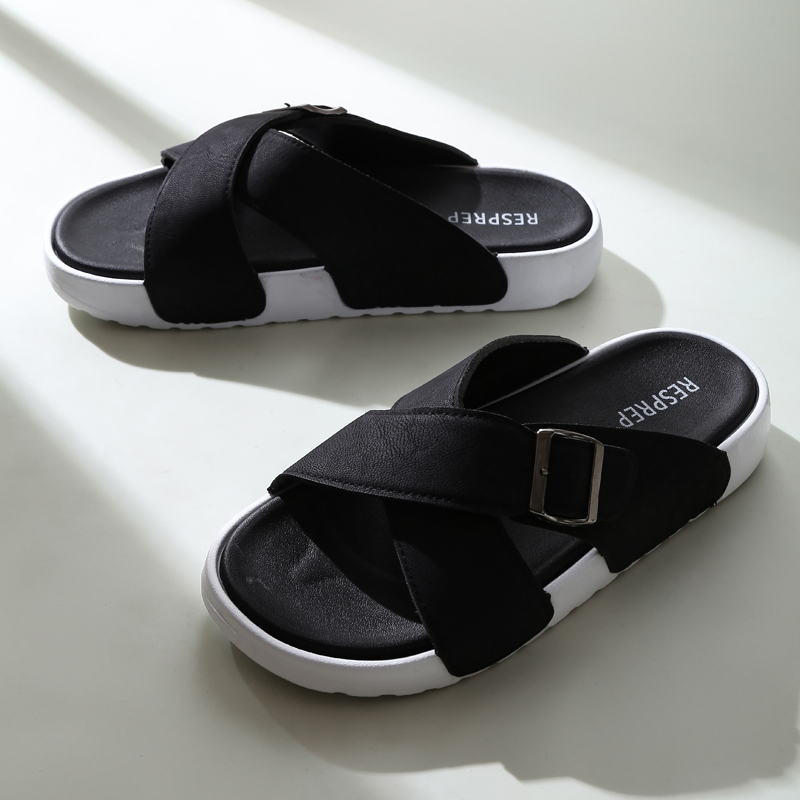 Leather sandals for men and women; indoor and outdoor slippers for men977-1