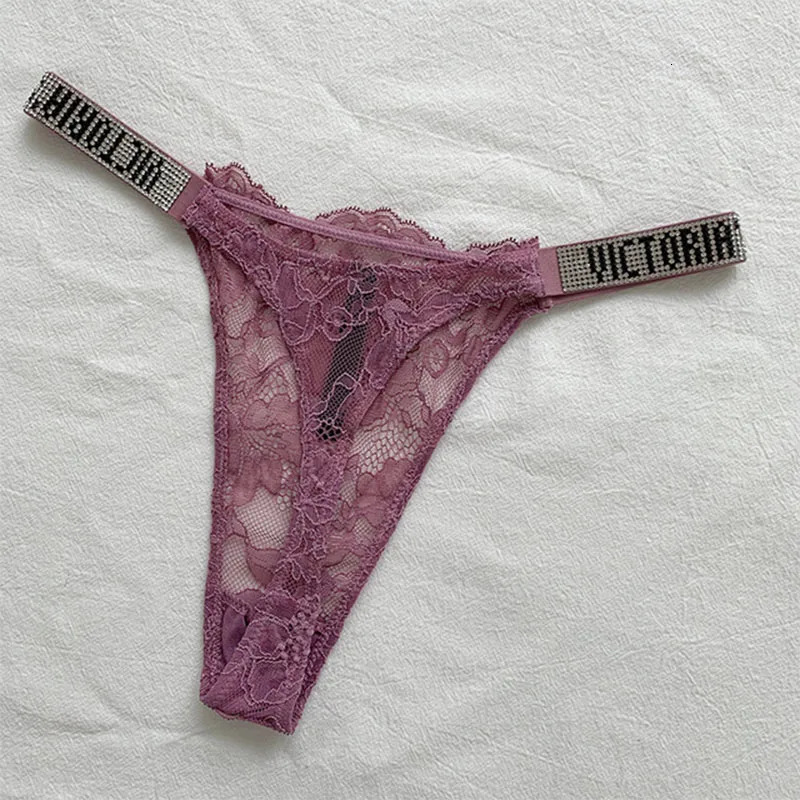 2024 Womens Sexy Lace Panties Sheer Fashionable Breathable Seamless Patterned with s Thong Underwear 250624