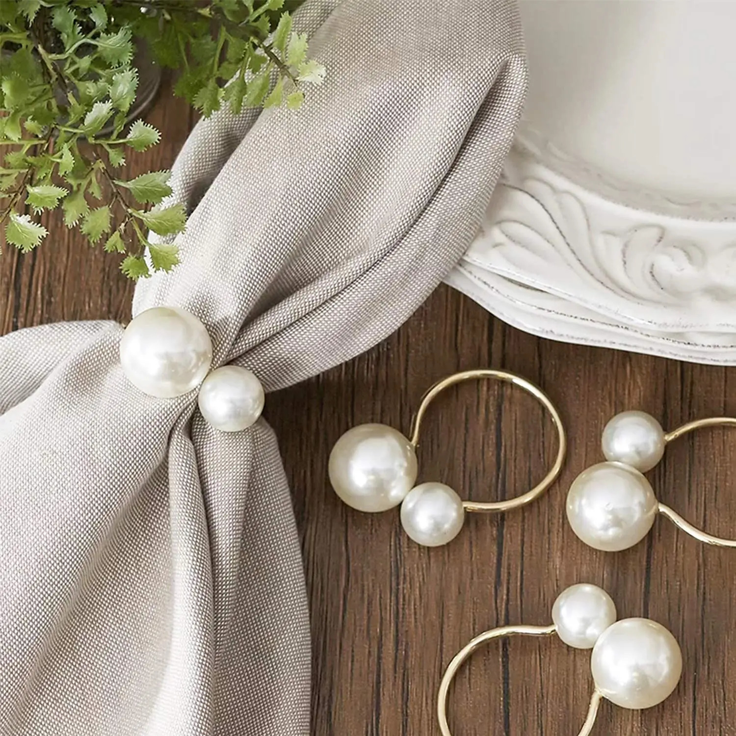 6PCS Highlighted Pearls Napkin RingsWedding serviettenringUShaped napkin holders for Dining Room Family Dinner Table Decor 250626