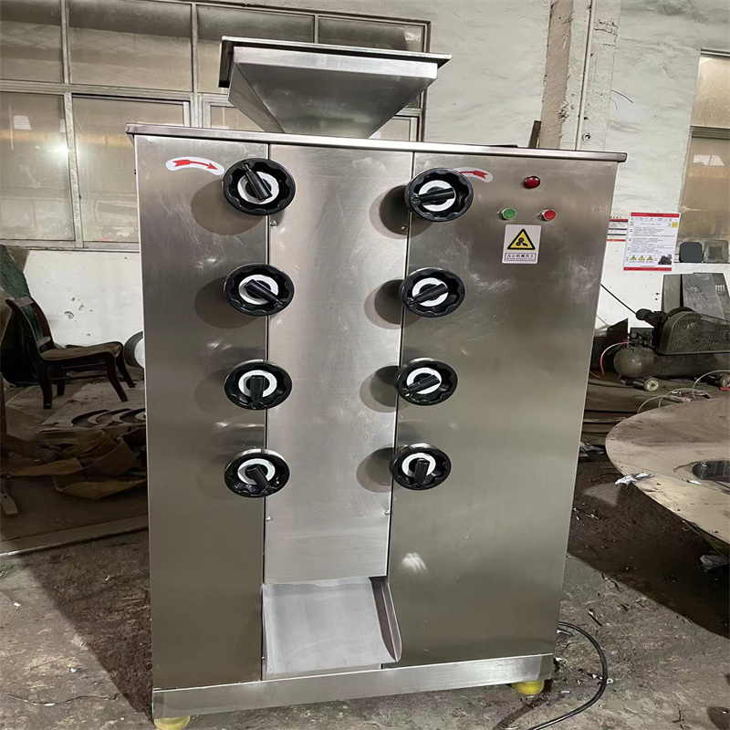 Versatile Multi-Purpose Spice Grinder for Herbs and Seed Grinding