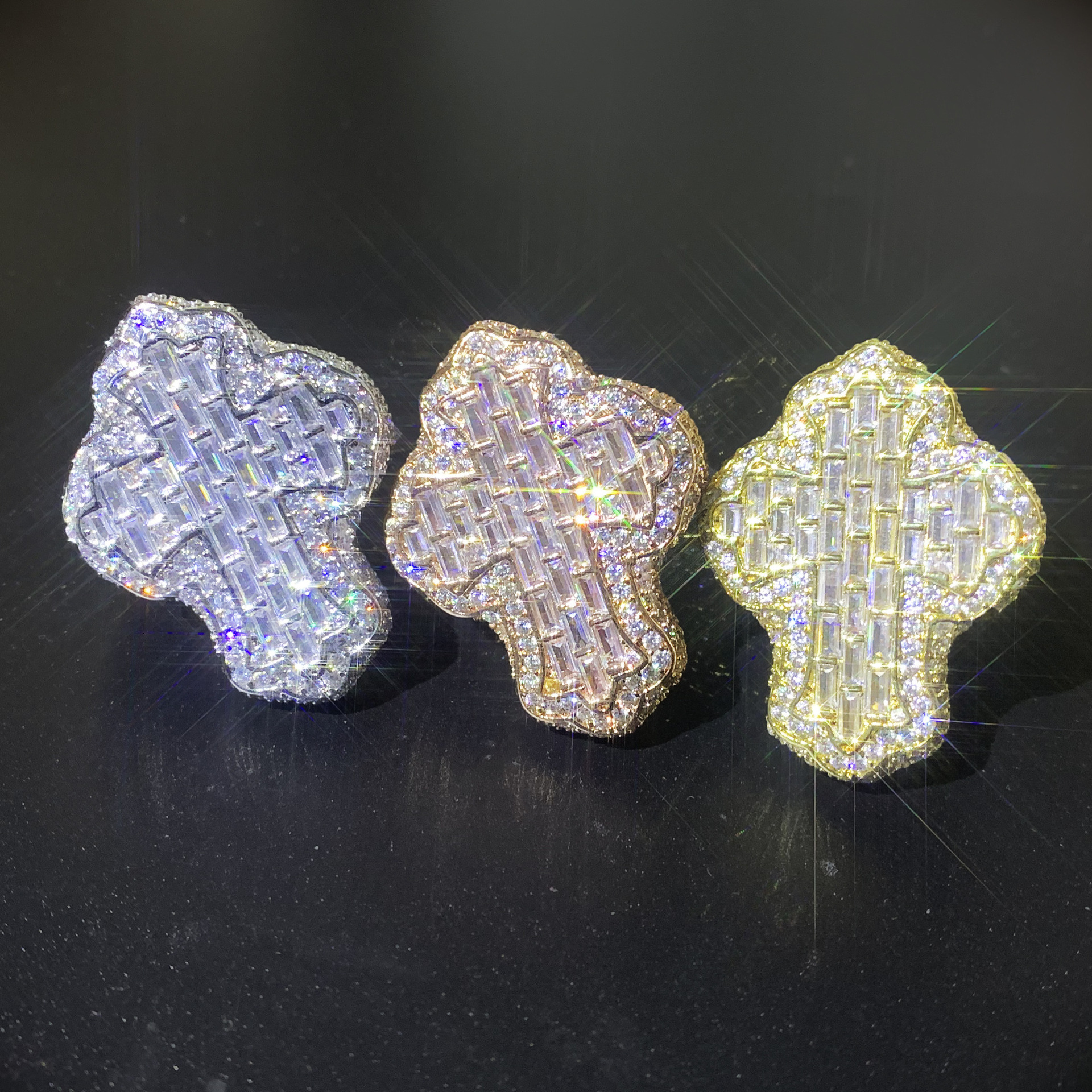 New Release Luxury VVS Moissanite Iced Out Hip Hop Cross Ring Edgy Trendy Branded Couple Jewelry Passes the Diamond Tester
