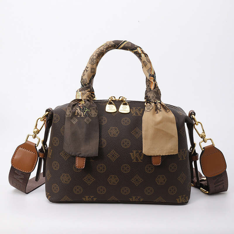 High-end Sense for Women 2025 New Large Capacity Elegant Handbag Versatile Fashion Single Shoulder Crossbody Bag