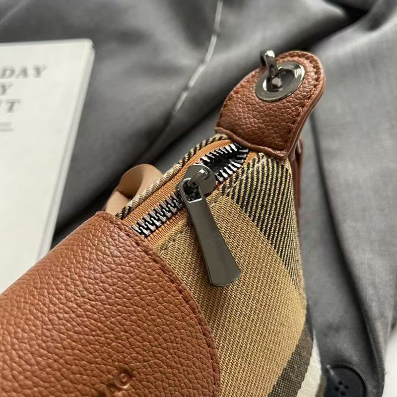 Designer bag Luxury bag Shoulder bag New women's bag Multi functional shoulder bag Horizontal mini letter canvas bag Canvas bag 20cm mini bag