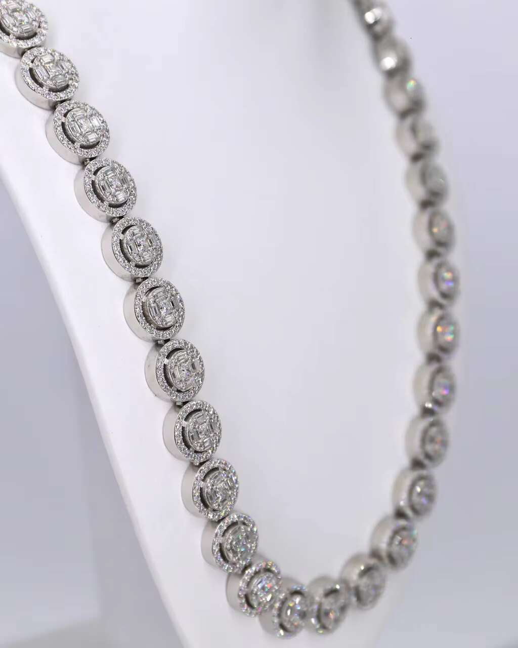 Luxury Men and Women Fine Jewelry Round Cluster 13mm Cuban Moissanite Chains for Anniversary Gifting Options