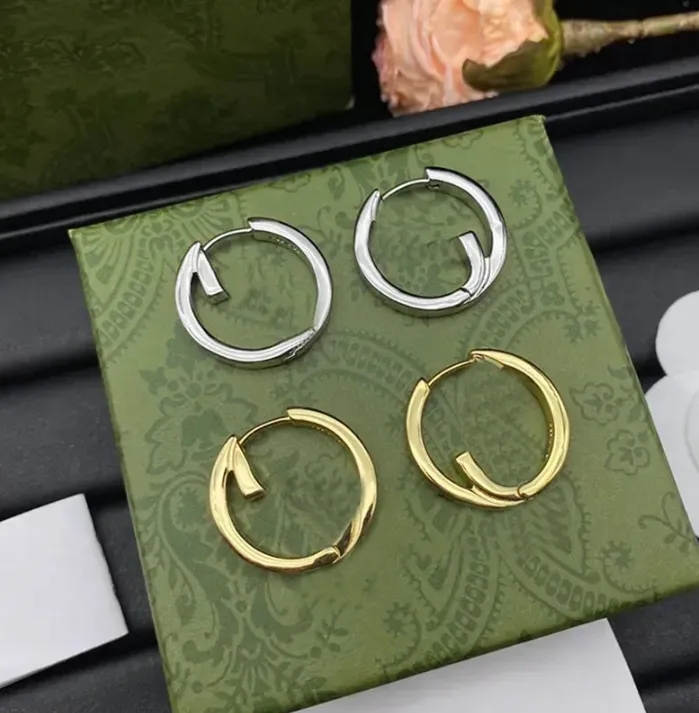 Earring Designer for Women Studs Luxury Gold Heart shaped Pearl Crystal Gold Double Letter Jewelry Classic-588