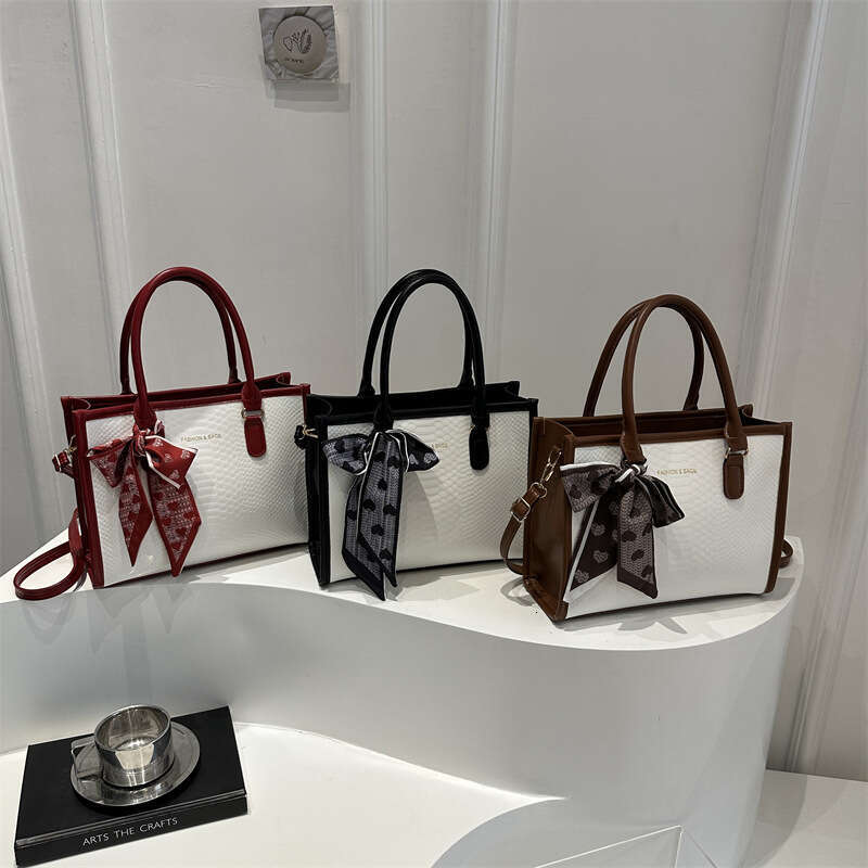 2025 Free shipping Fashion New Handheld Tote Large Capacity Commuter Simple Snake Skin Pattern Scarf Decorated Shoulder Crossbody Bag