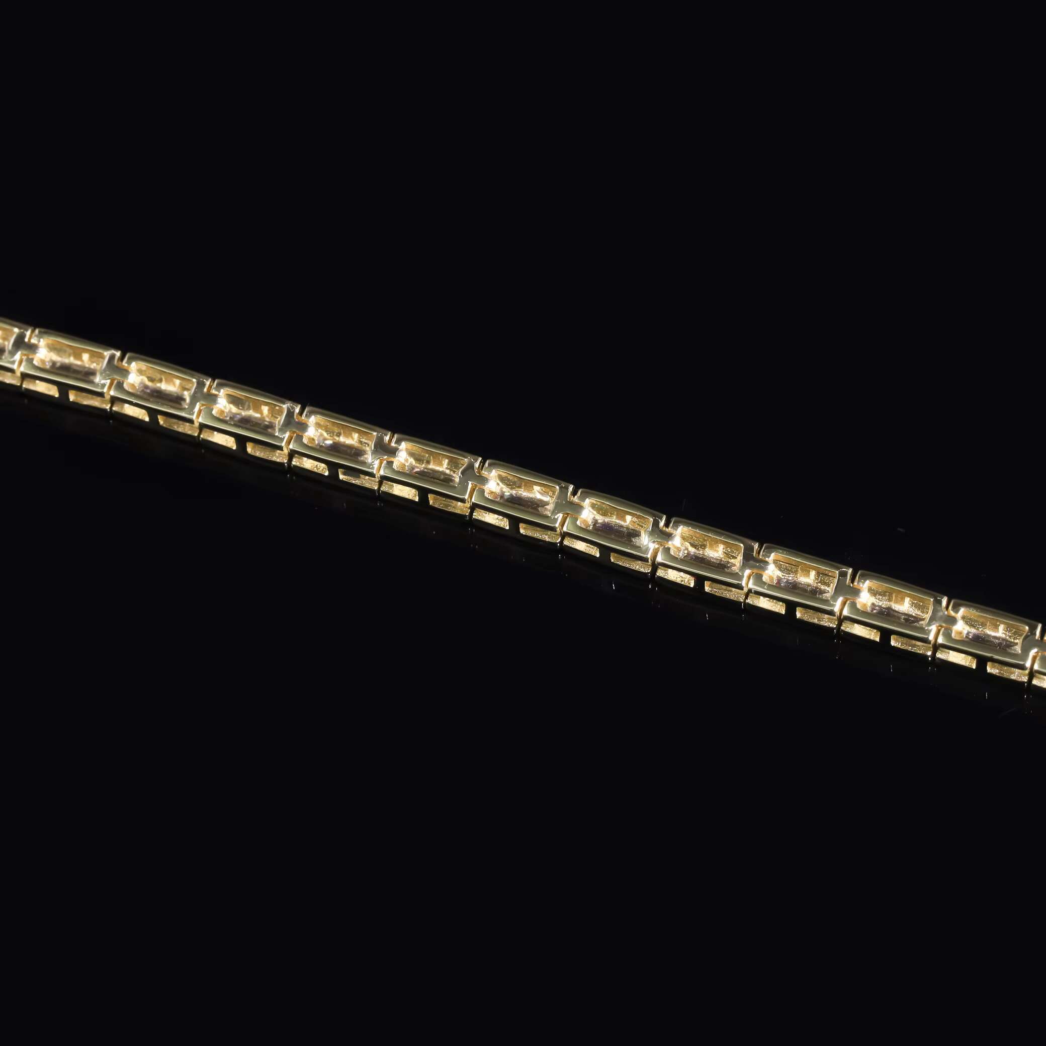Factory Direct Sales Trendy PT950 14K Yellow Gold Bezel Setting Baguette Cut Lab Grown Diamond Tennis Bracelets with Certificate