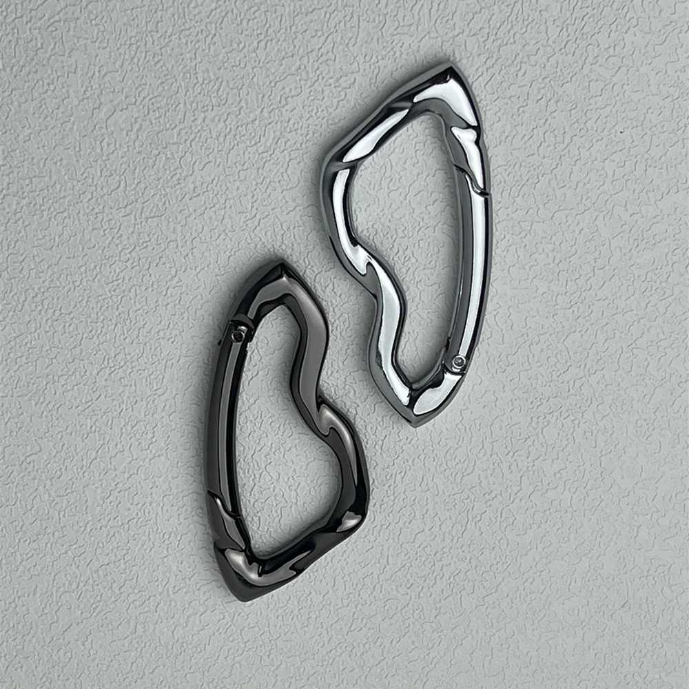 Y2K Punk Star Oval Essential Icon Carabiner Keychain Axe Shaped Mountaineering Car Key Ring Gothic Backpack Decor Korean Fashion XJ250627