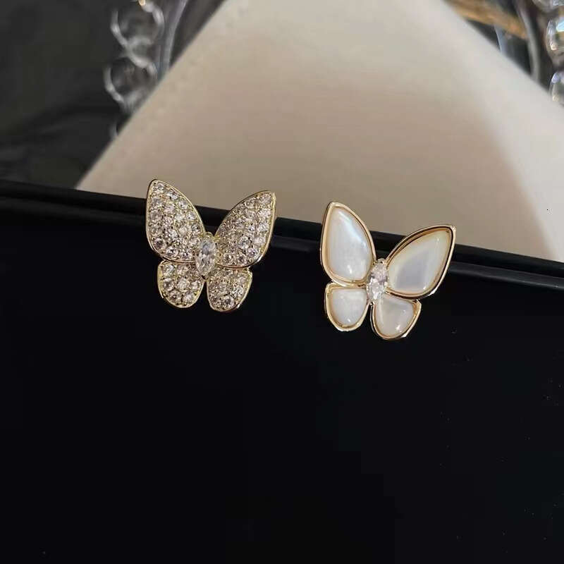 Natural White Mother-of-Pearl Half Dia Butterfly for Women 2024 New Style Gentle Temperament Sweet Versatile Sier Needle Earrings