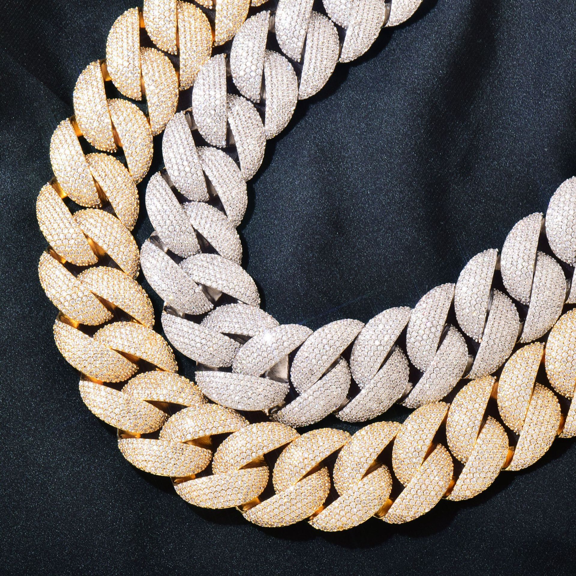 20mm Luxury VVS Moissanite Iced Out Hip Hop Crescent Cuban Chain Diagonal Clasp Bling Statement Necklace Passes the Diamond Tester
