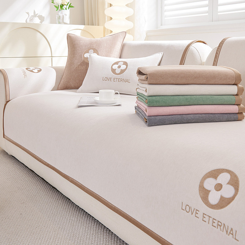 European Style Baby Velvet All Seasons 2025 New Simple Non-Slip Seat Cushion Universal Living Room Sofa Cover