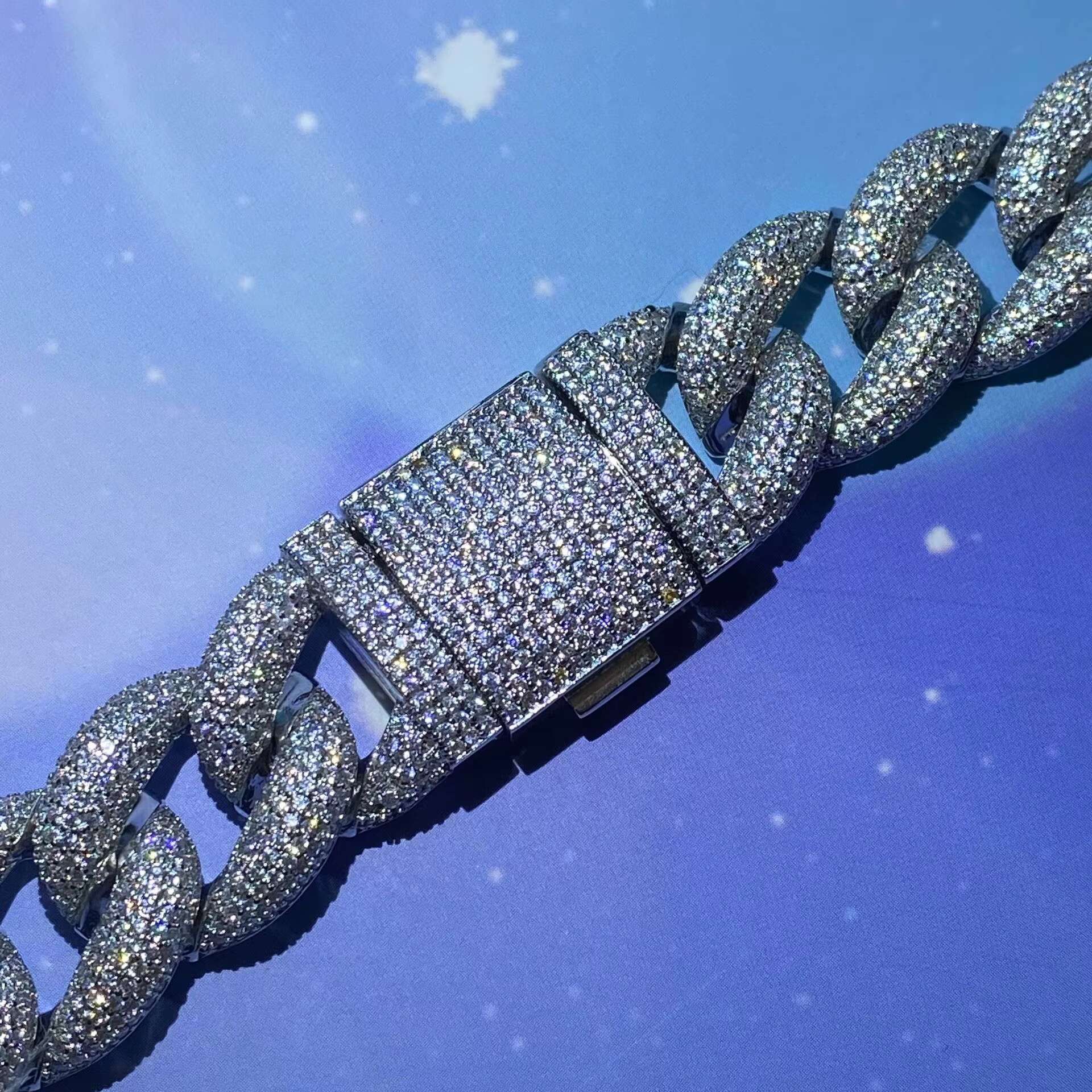 Hip Hop Style Miami Cuban Link Chain Iced Out Necklace S925 Plated White Gold D Color VVS GRA Moissanite