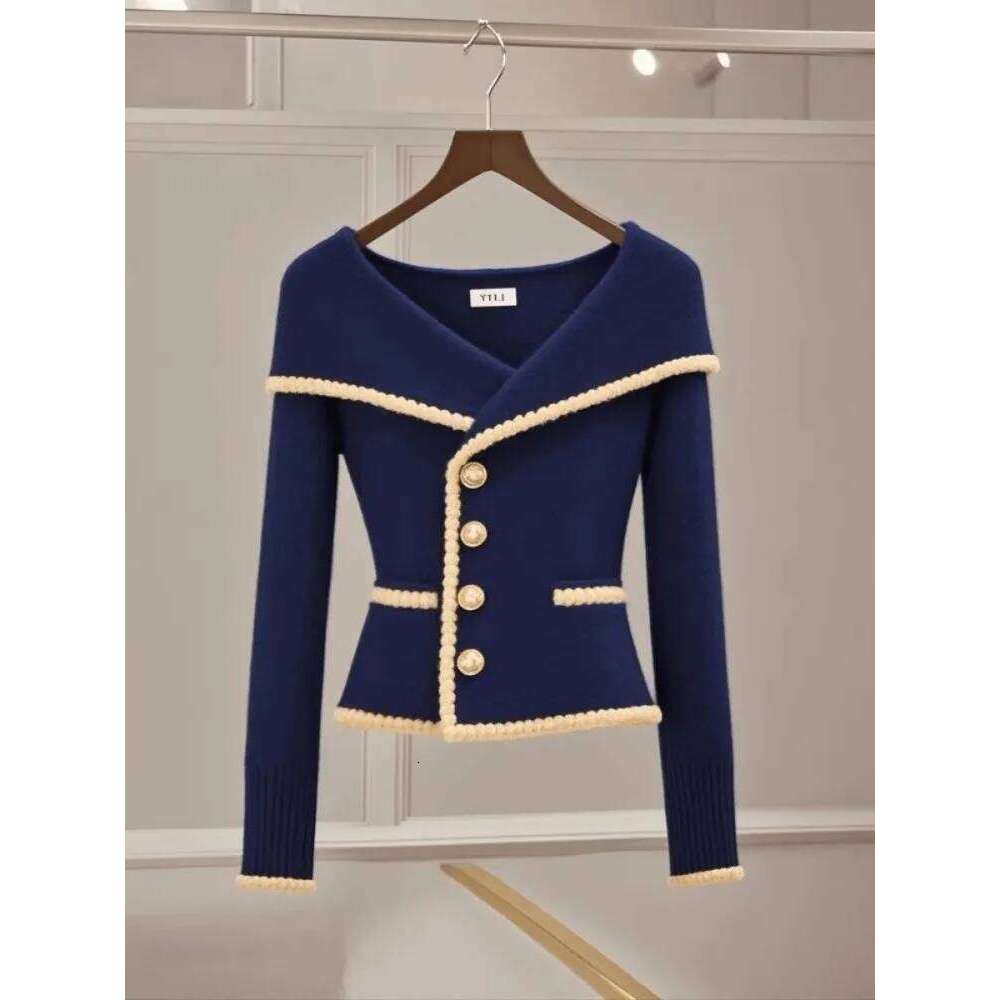 Light High-End Navy Blue Cardigan Sweater For Women, 2024 Autumn And Winter New Fashion Versatile Knitted Top