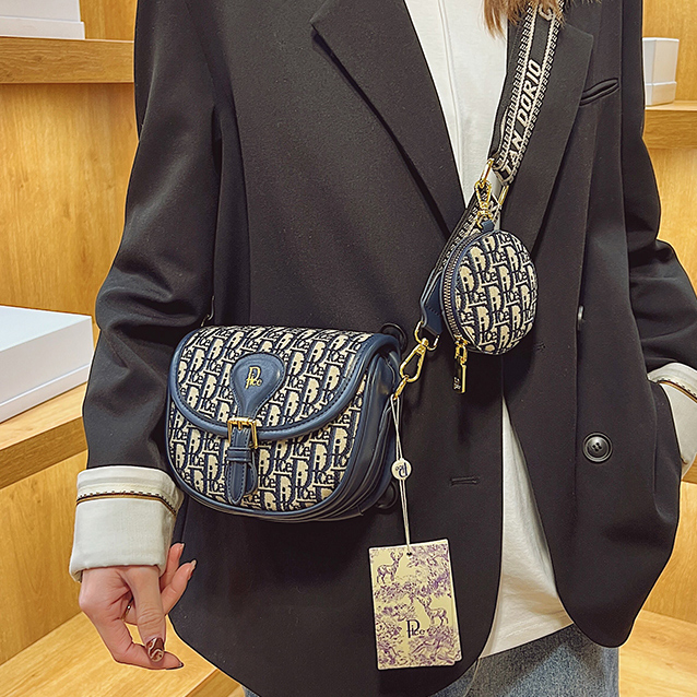 Hot Saddle Bags Designer Bags Fashion Women's Luxury Bags Crossbody Mini Bags High Quality Leather Flap Armpit New Designer Medium Handbags