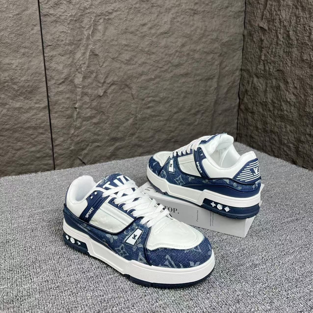 Desigenr Shoe Men's Shoes New Embroidered Printed Sports Men and Women Lovers Canvas Casual Fashion Trend Sports Shoes 20