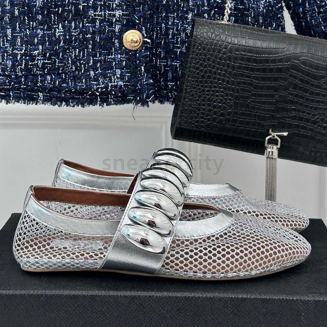 mesh hollow flat sandals famous designer women sandal female metal buckle fashion ballet round head breathable non-slip low heels sandale