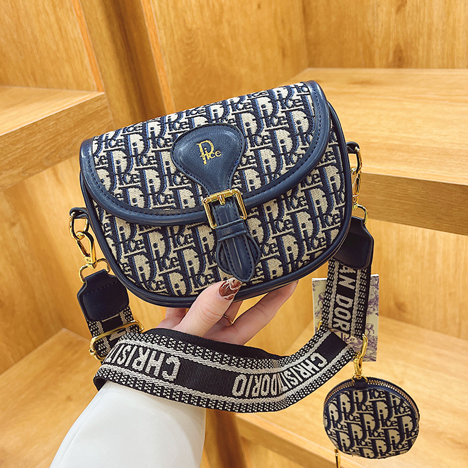 Hot Saddle Bags Designer Bags Fashion Women's Luxury Bags Crossbody Mini Bags High Quality Leather Flap Armpit New Designer Medium Handbags