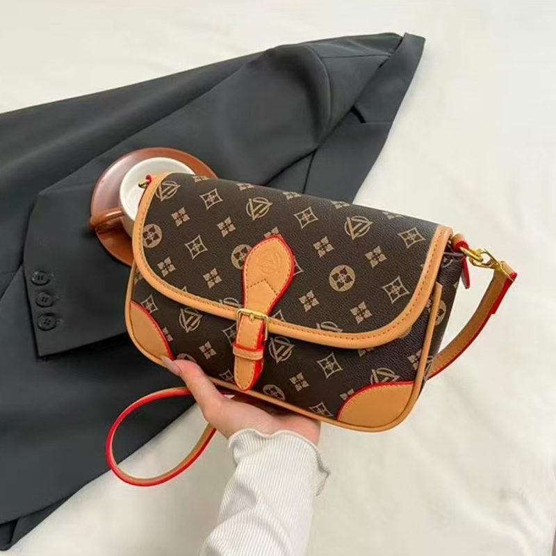 Designer bag, luxury bag, shoulder bag, crossbody bag, women's fashionable mini bag, high-quality baguette bag