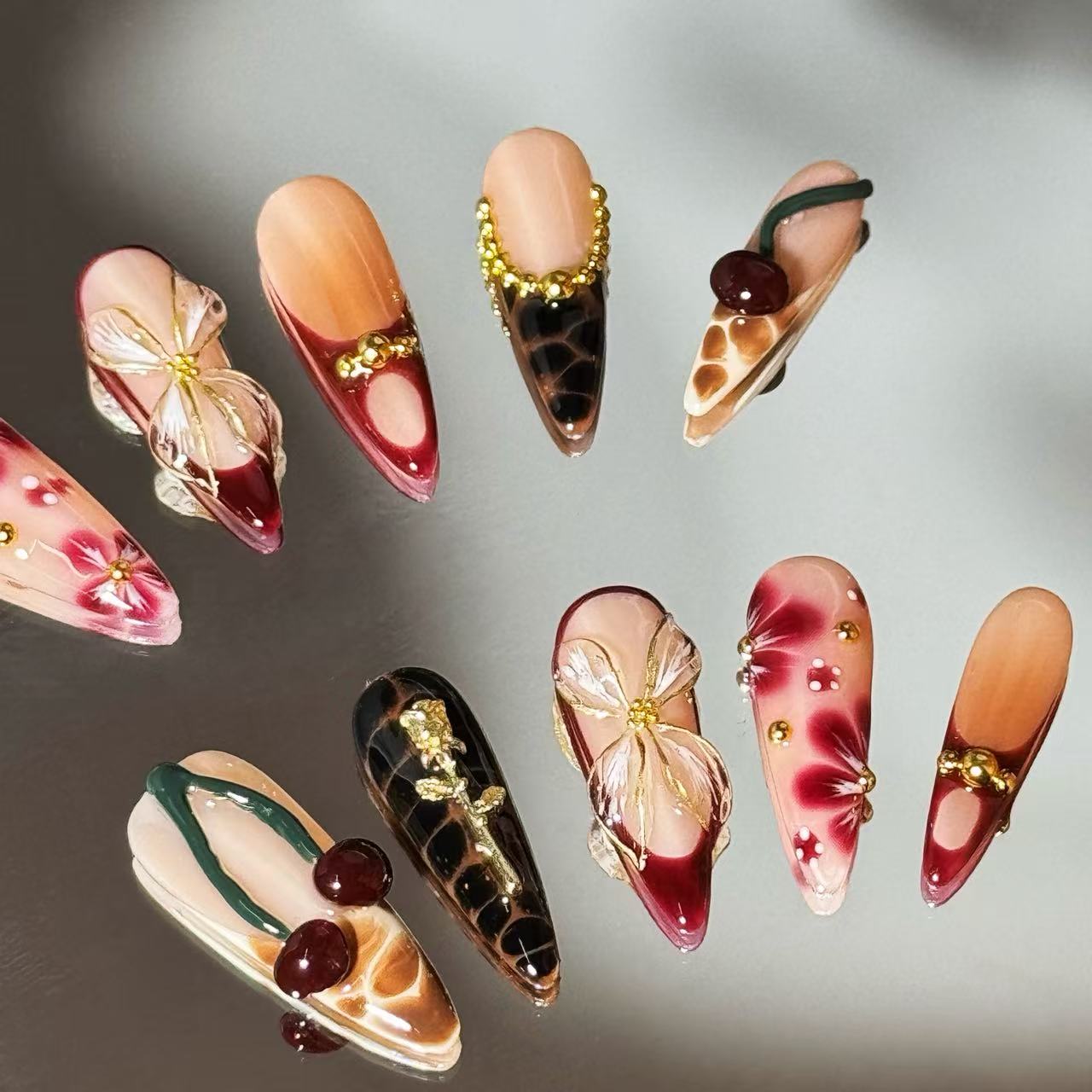 Premium Handcrafted Press-On Nails - Durable and Reusable Nail Art Pieces
