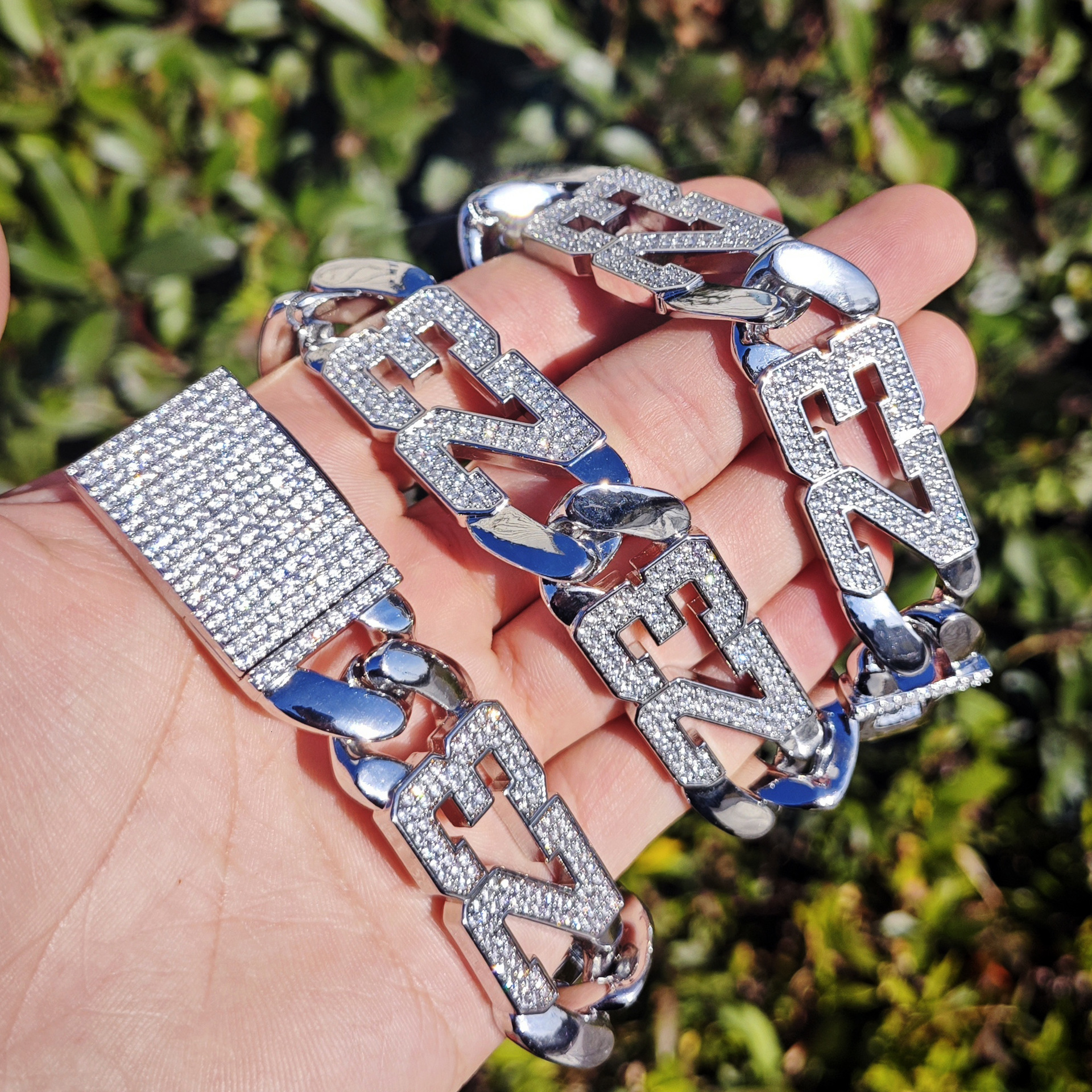 New Release Hip Hop Minimalist VVS Moissanite Iced Out Choker Necklace Women's Trendy Bling Statement Jewelry Passes the diamond tester